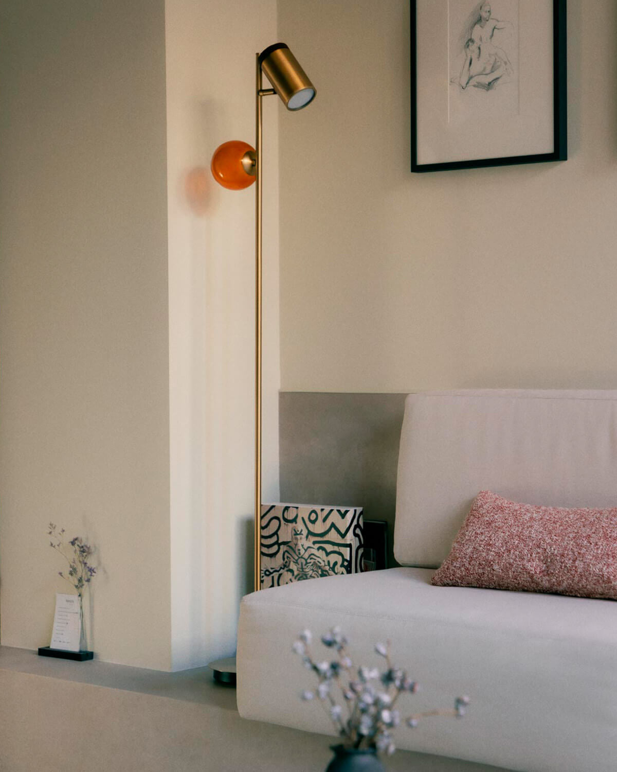 Caira metal floor lamp