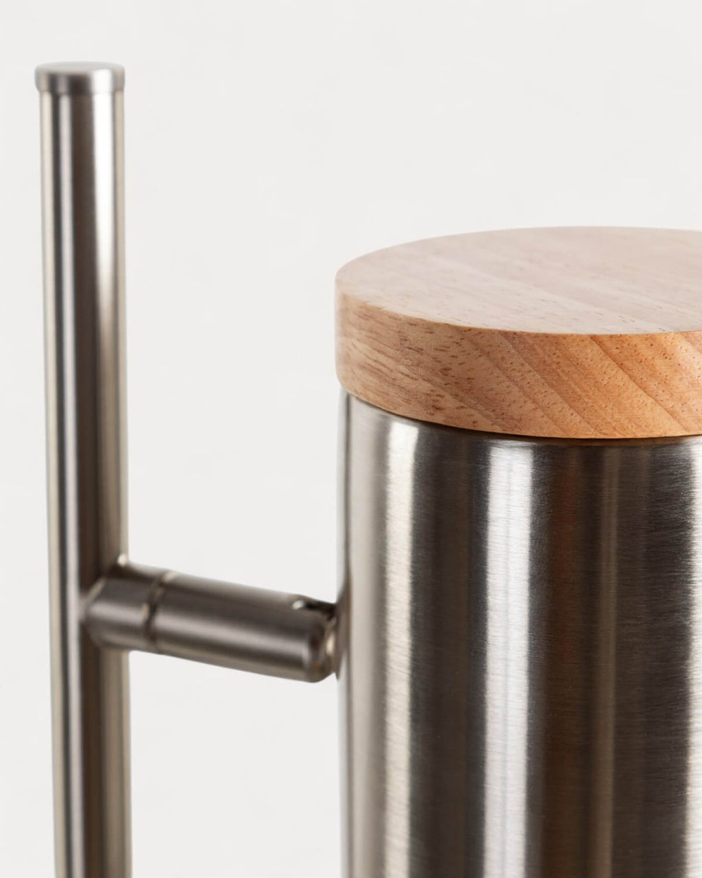 Caira metal floor lamp