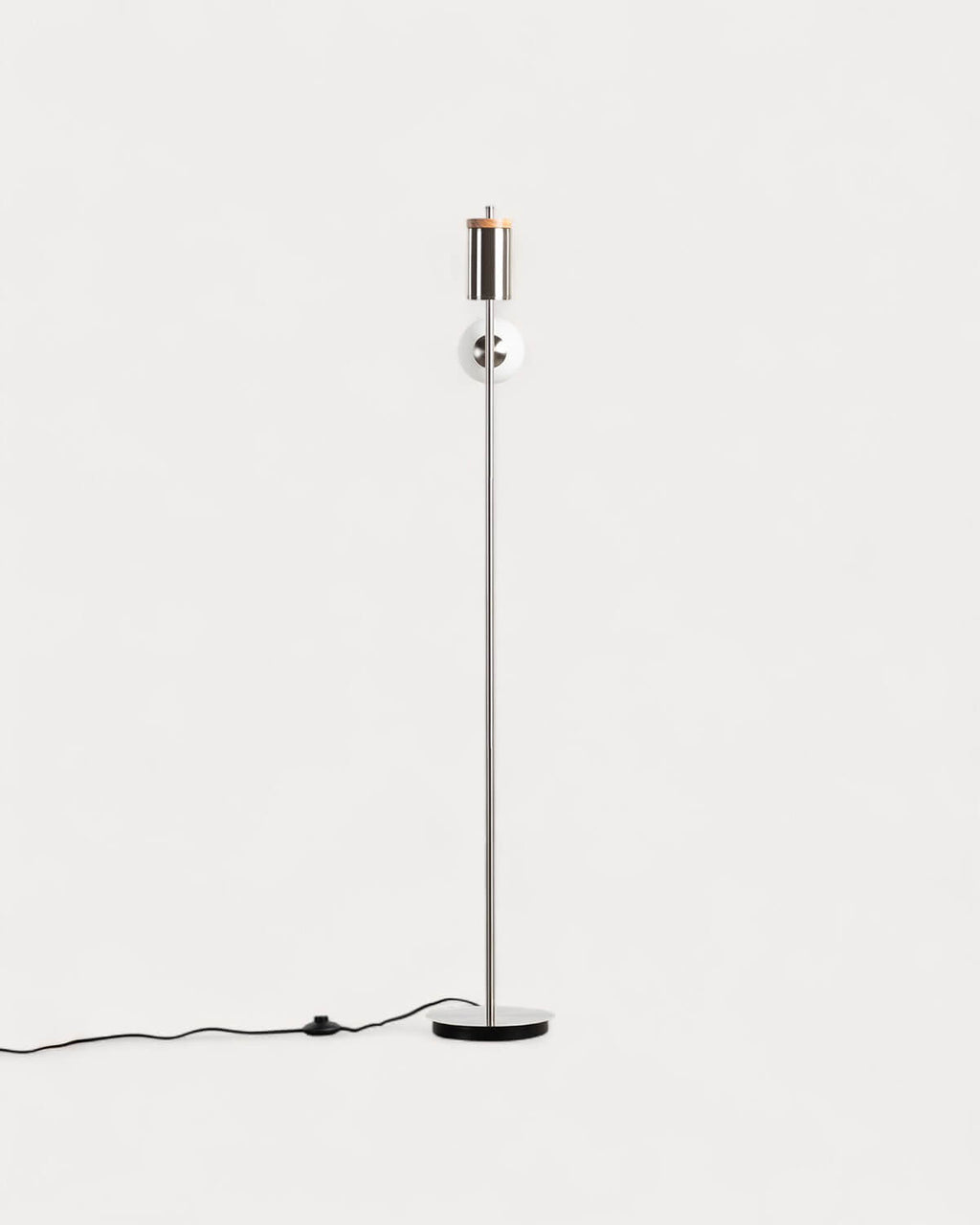 Caira metal floor lamp