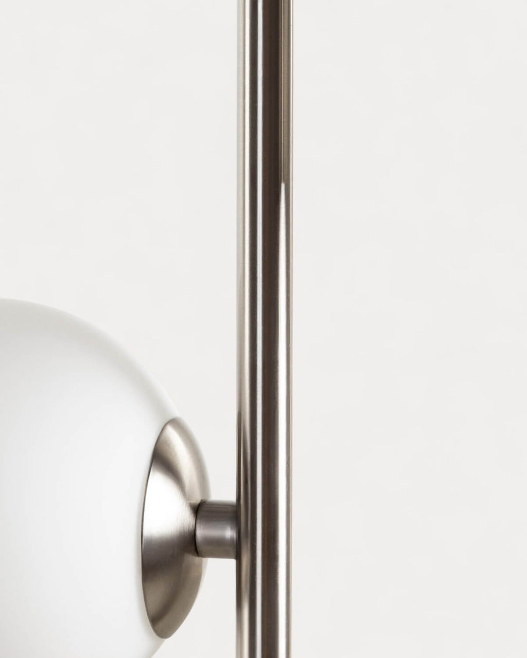 Caira metal floor lamp