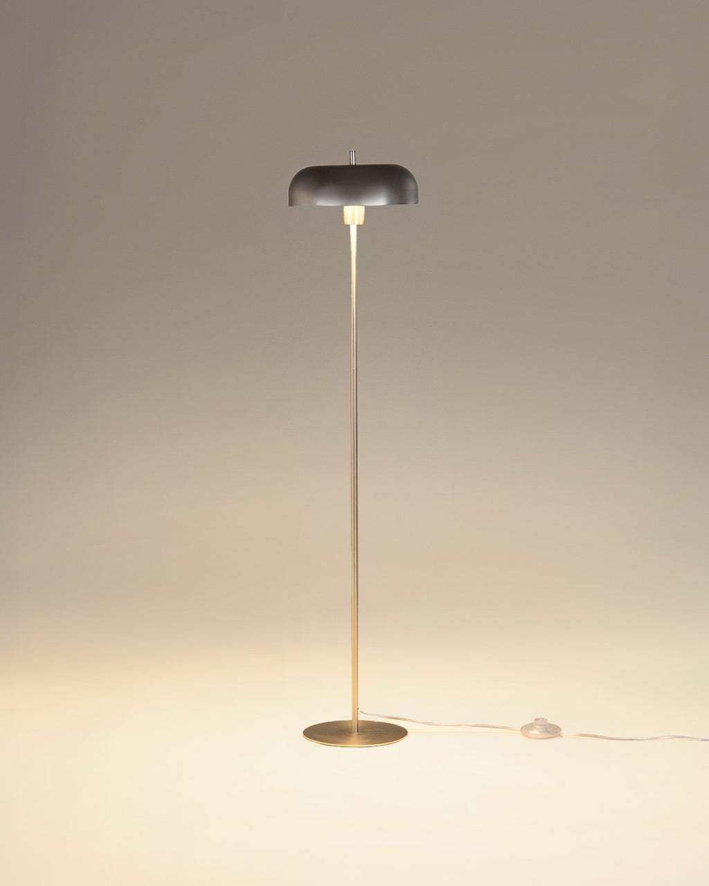 Kolbin metal floor lamp