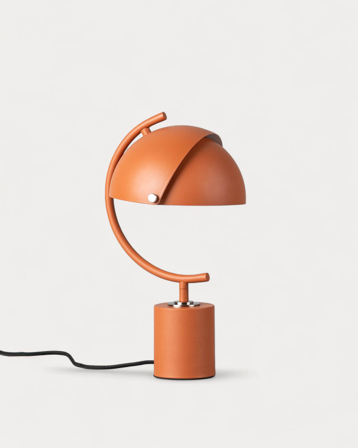 Amun metal table lamp
