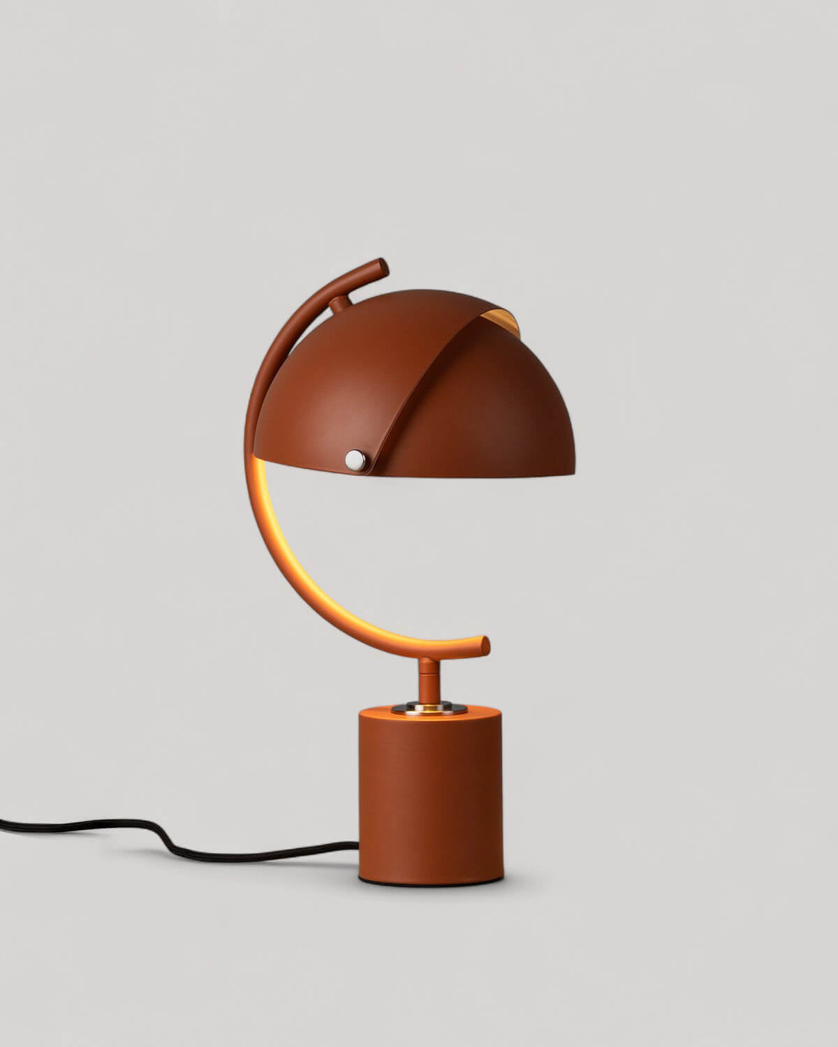 Amun metal table lamp