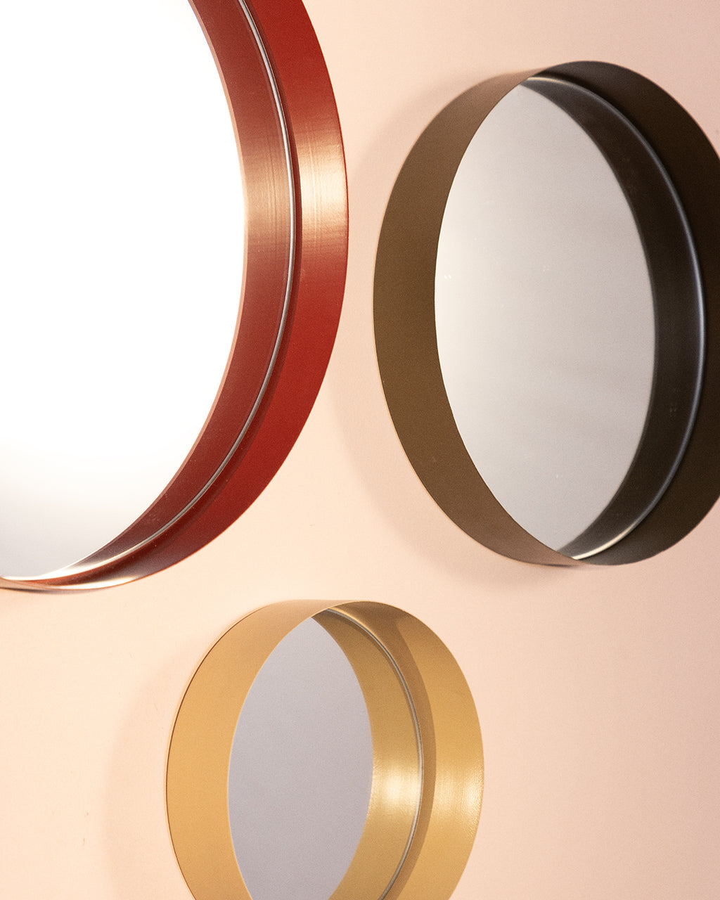 Set of 3 round metal wall mirrors Esdras