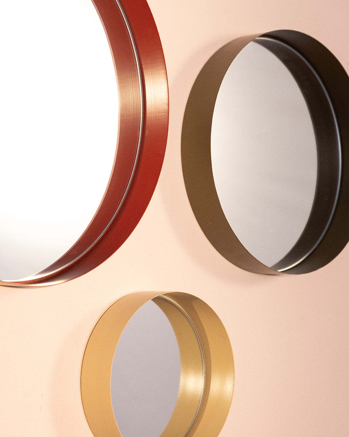 Set of 3 round metal wall mirrors Esdras