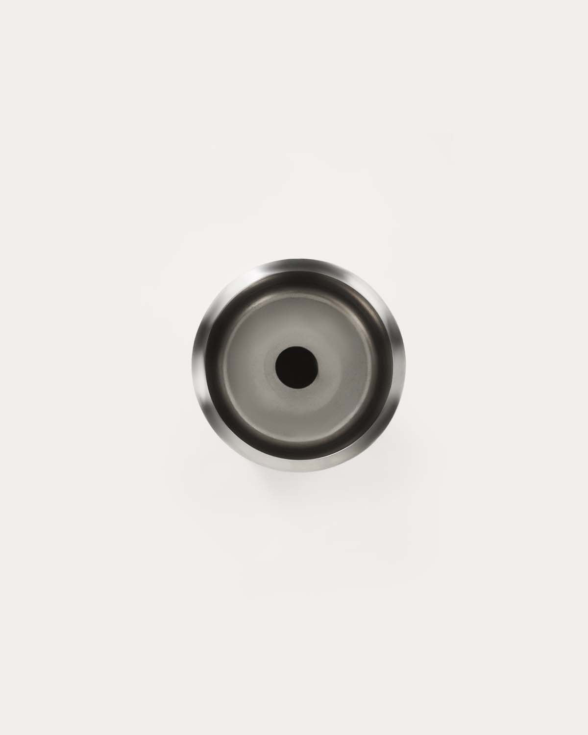 Larlysha round metal planter