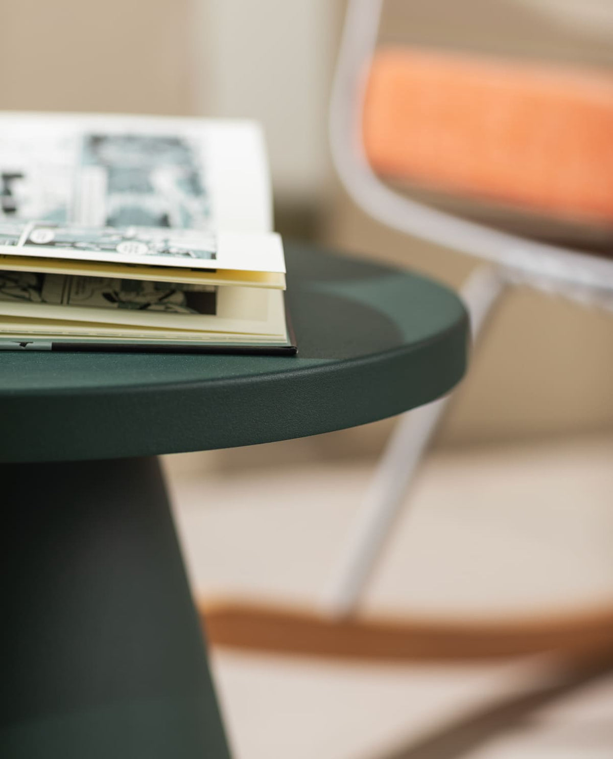 Remor round metal side table Ø46 cm