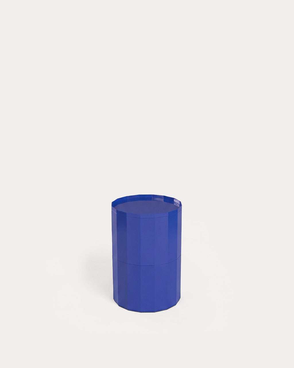 Round side table Ø37 cm with storage in ABS Madikke