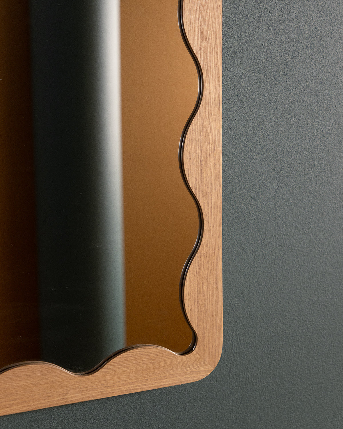 Rectangular wall mirror 106x76 cm in Arali wood