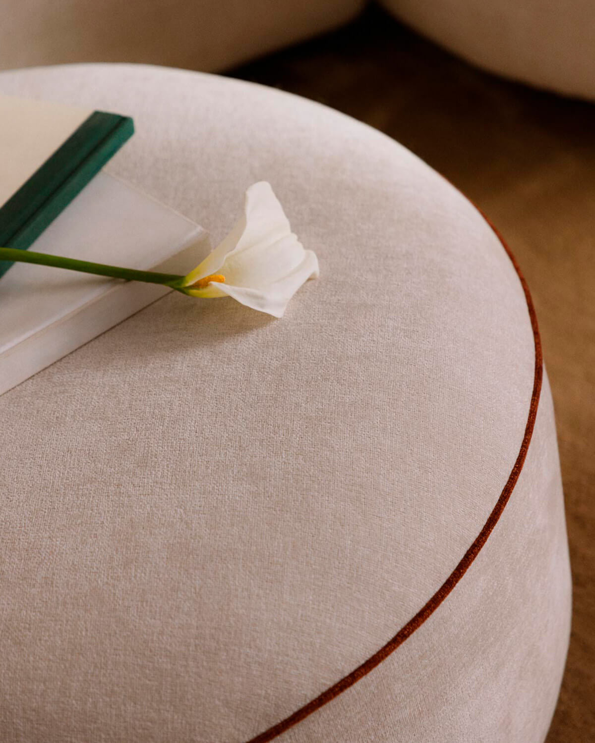 Round fabric pouf module for Ilham sofa