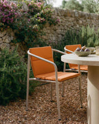 Pack 2 outdoor chairs with aluminum armrests and Vinke fabric
