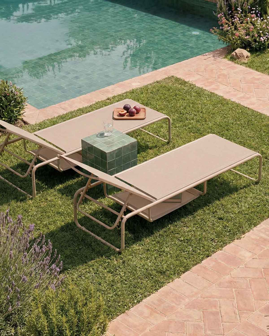 Pack of 2 reclining sun loungers in metal and Ohiane fabric