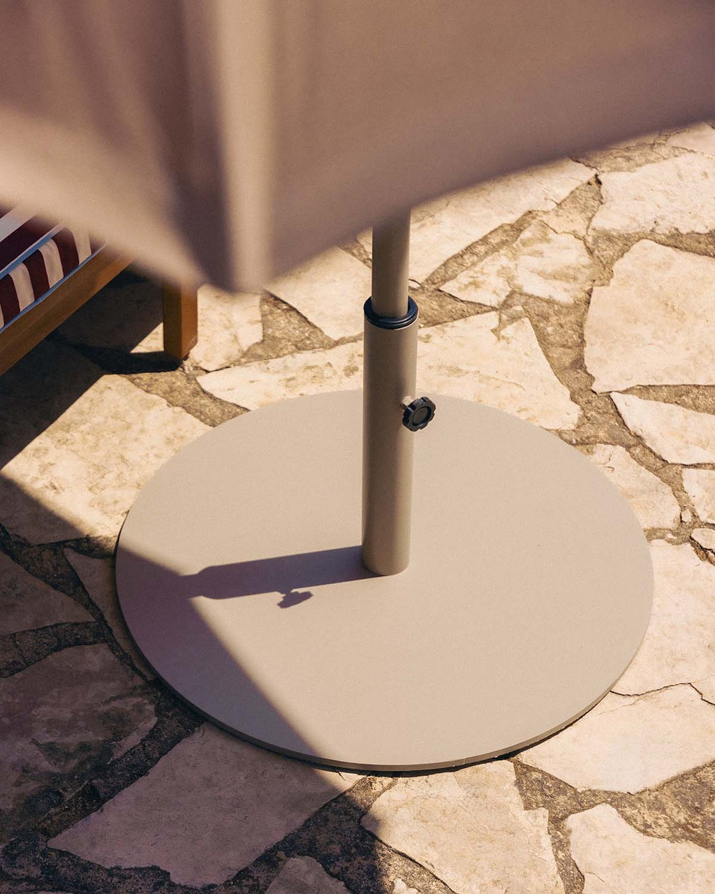 Round parasol base Ø62 cm in metal Ketyer