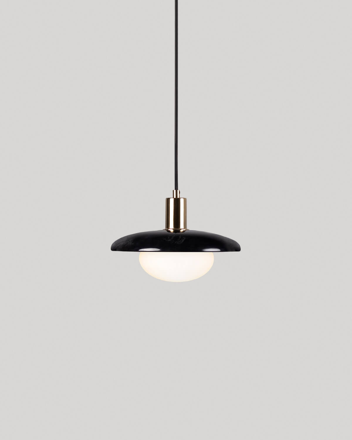 Uran marble pendant light