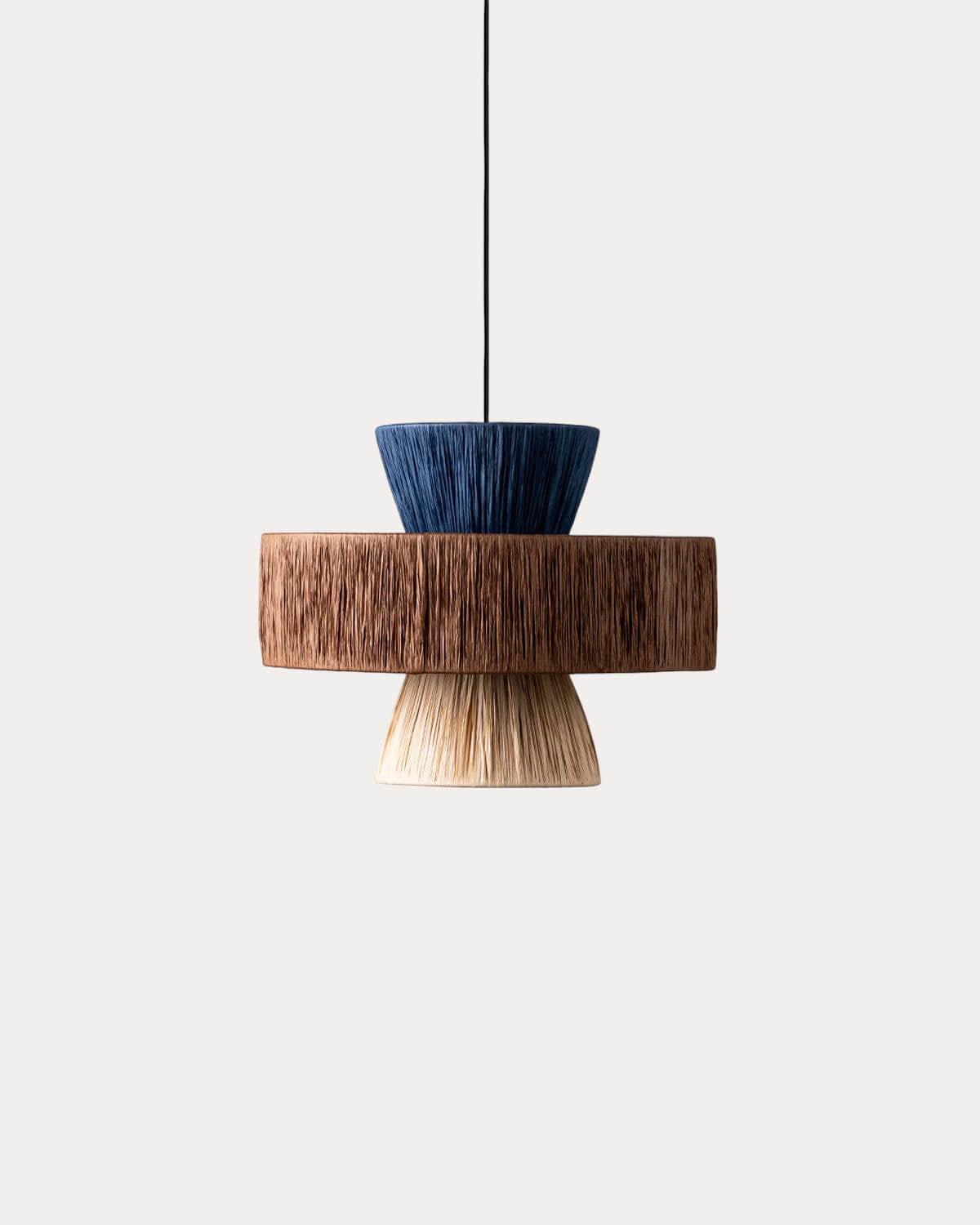 Neila Bet raffia pendant light