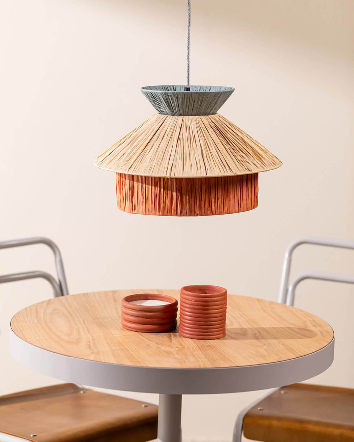 Neila Delt raffia pendant light