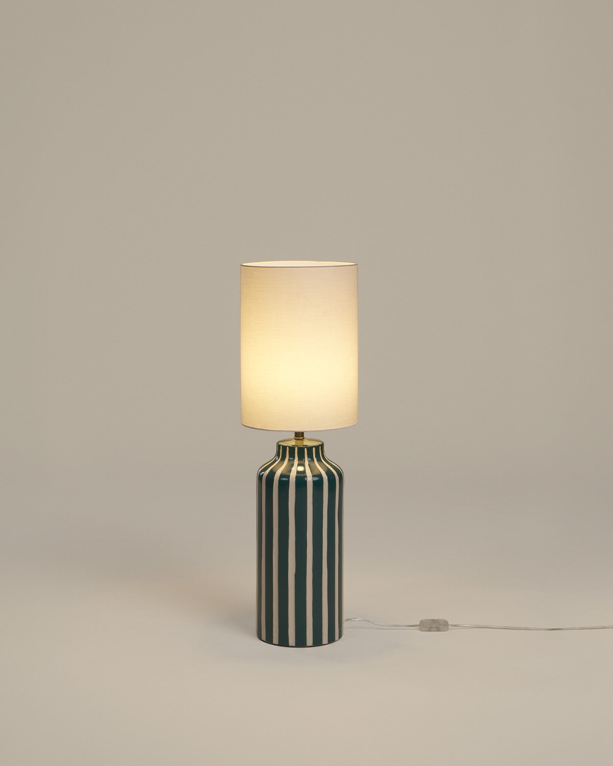 Inhar ceramic table lamp