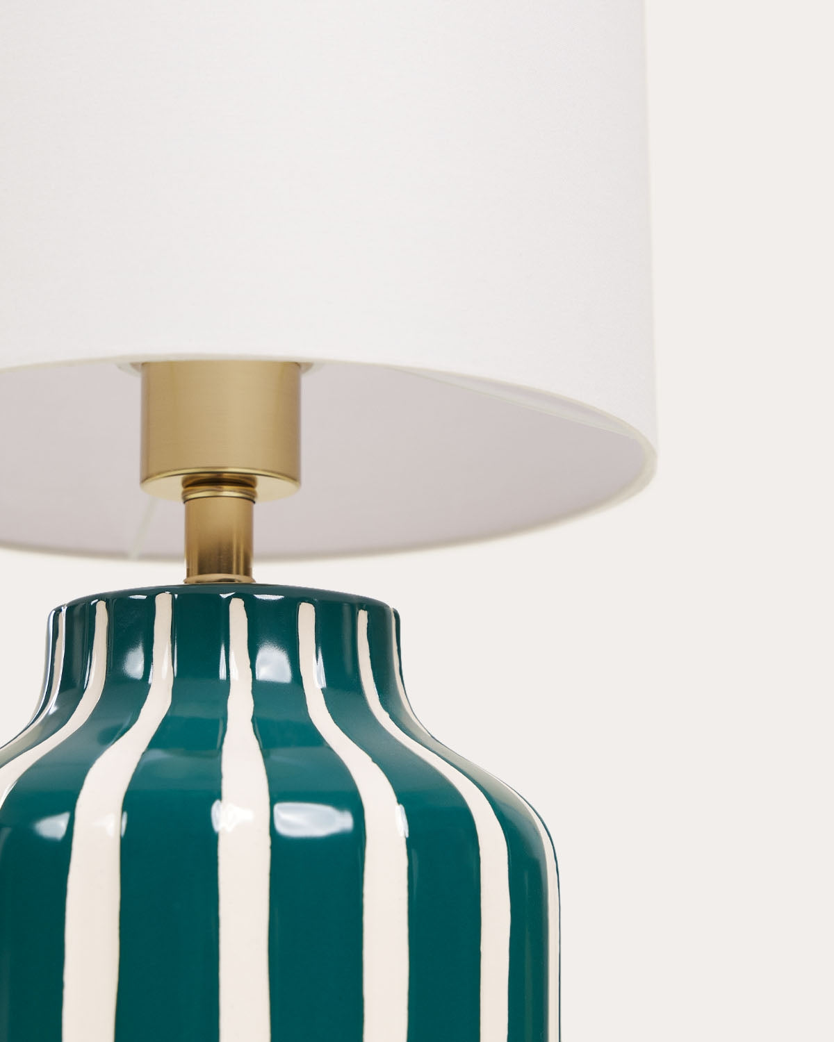 Inhar ceramic table lamp