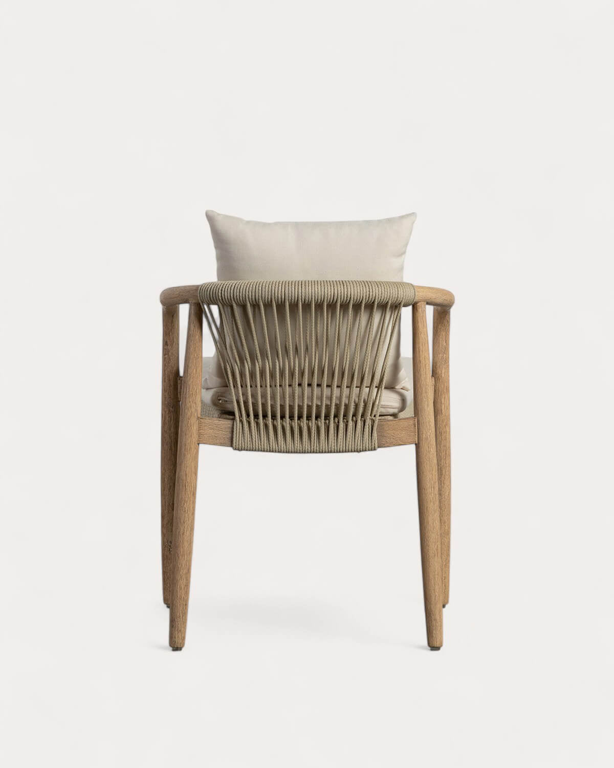 Acacia wood outdoor chair with Loli cushion