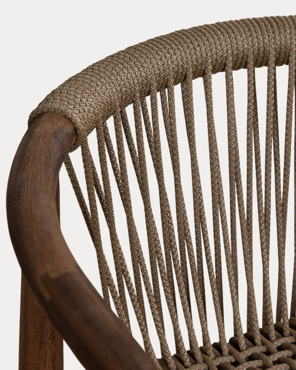 Acacia wood outdoor chair with Loli cushion