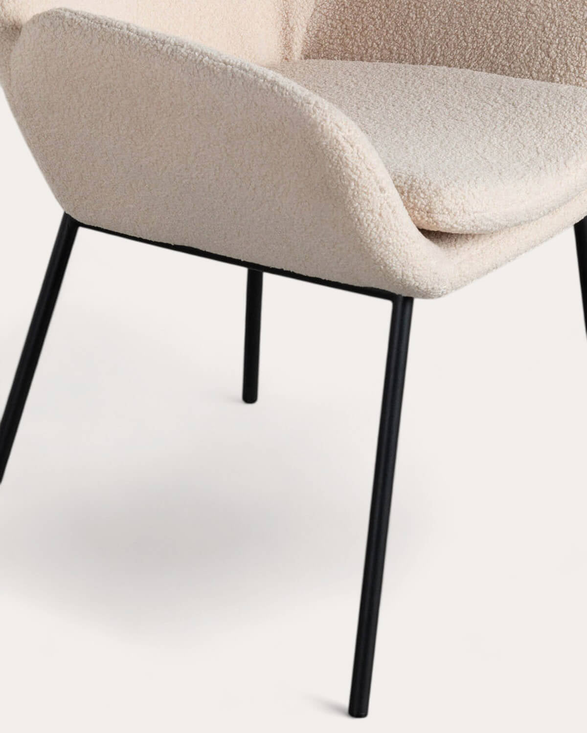 Metal dining chair with armrests Eider Bouclé