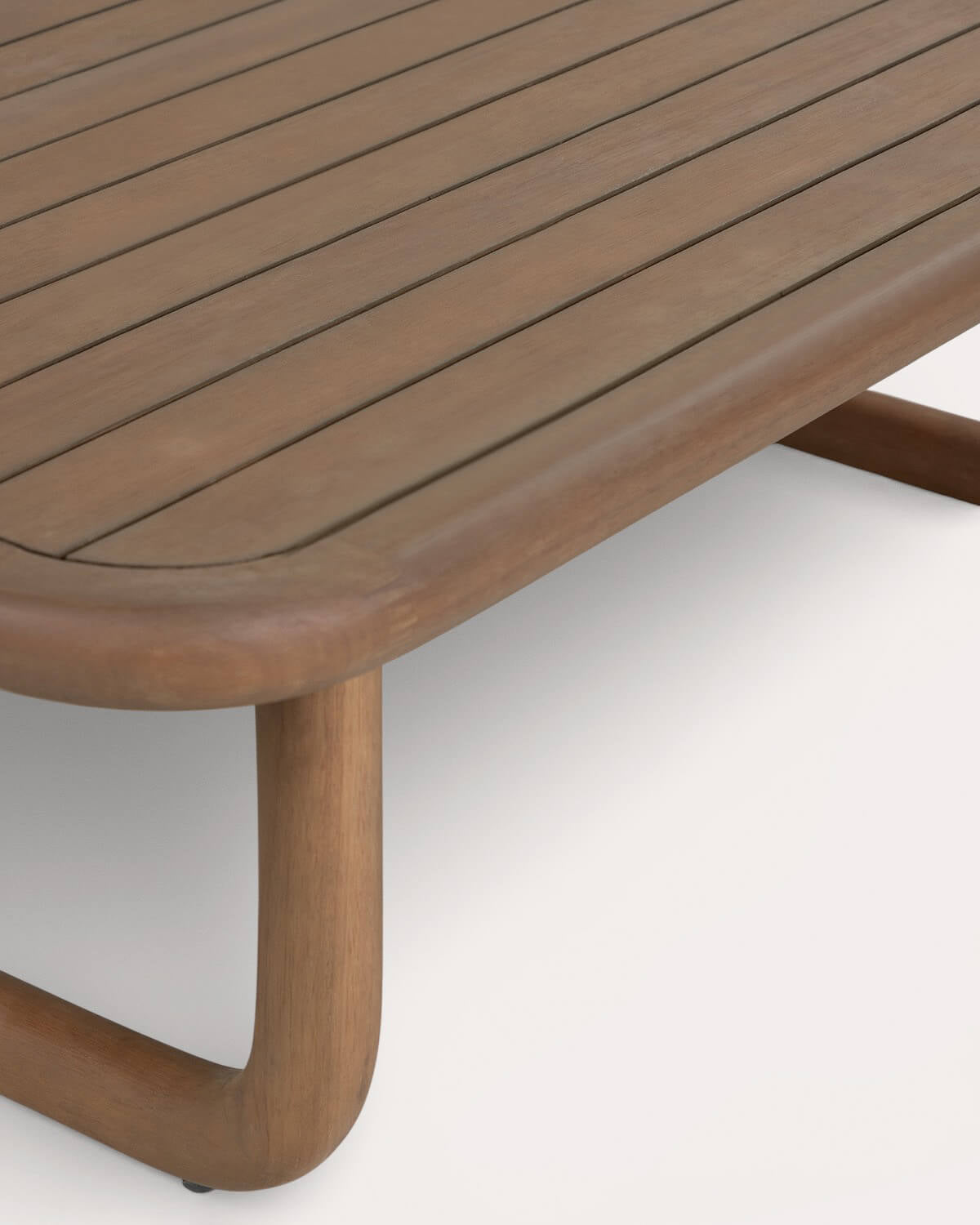 Edvard rectangular outdoor coffee table 110x65 cm in eucalyptus wood