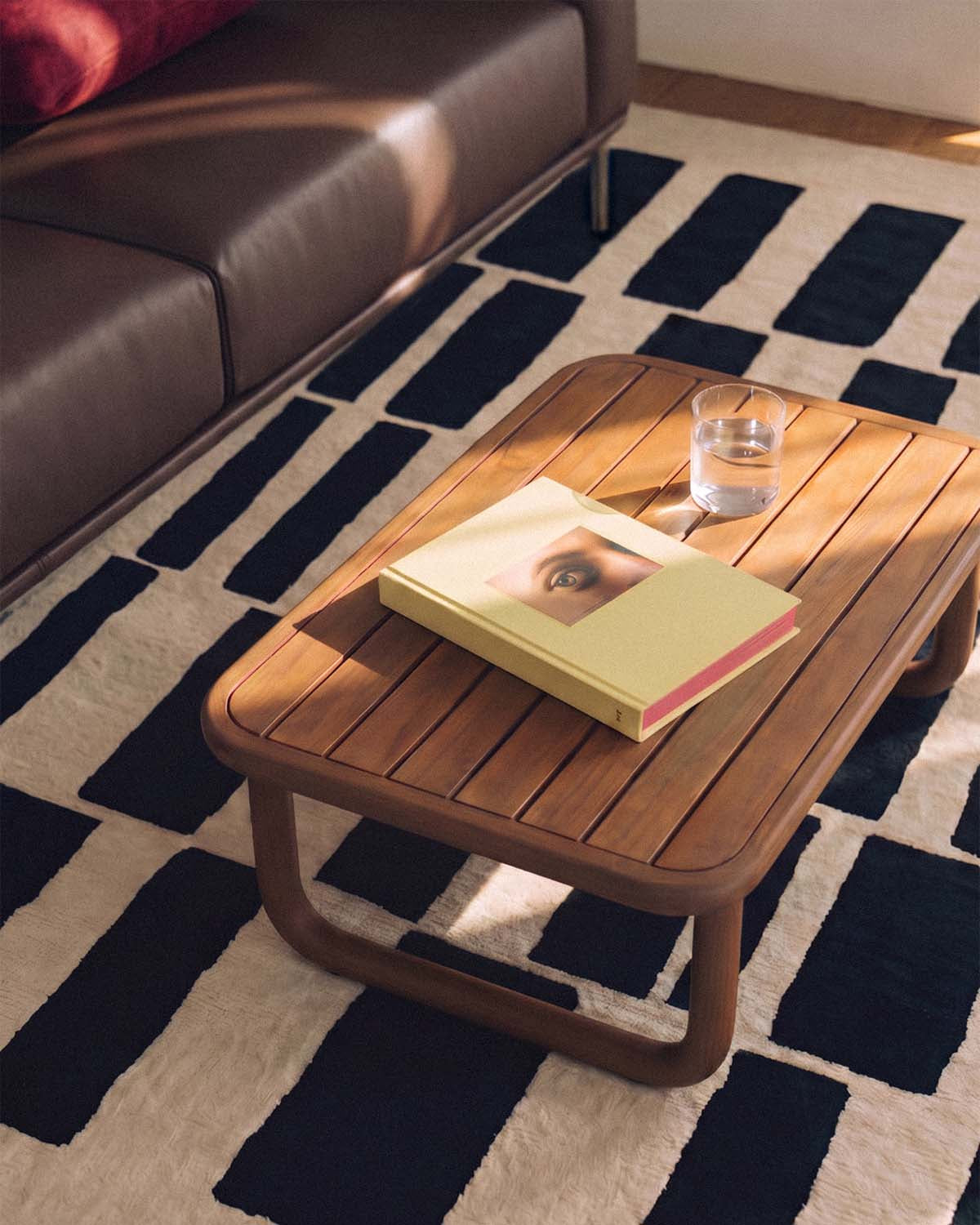 Rectangular coffee table 110x65 cm in eucalyptus wood Elnes