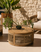Round outdoor coffee table Ø80 cm in Mares acacia wood