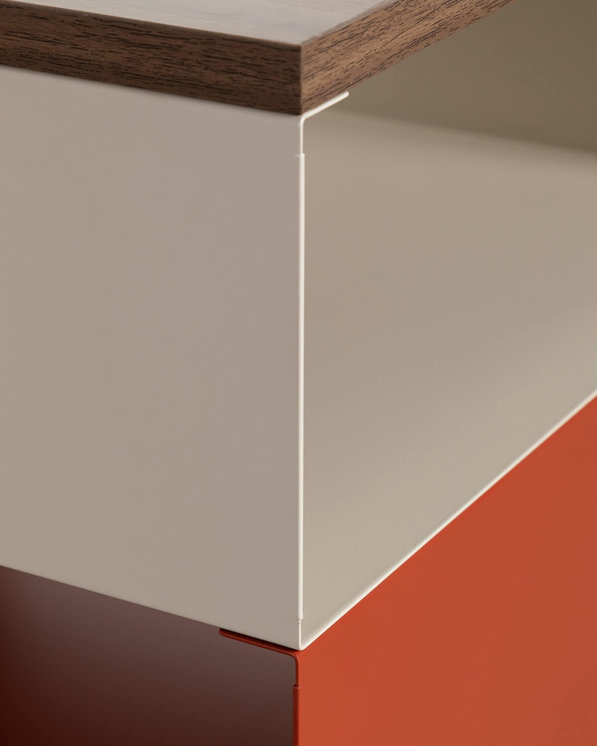 Side table with wheels and storage 40x40 cm in metal Aron