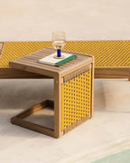 Outdoor side table 40x40 cm in acacia wood and Mirle rope