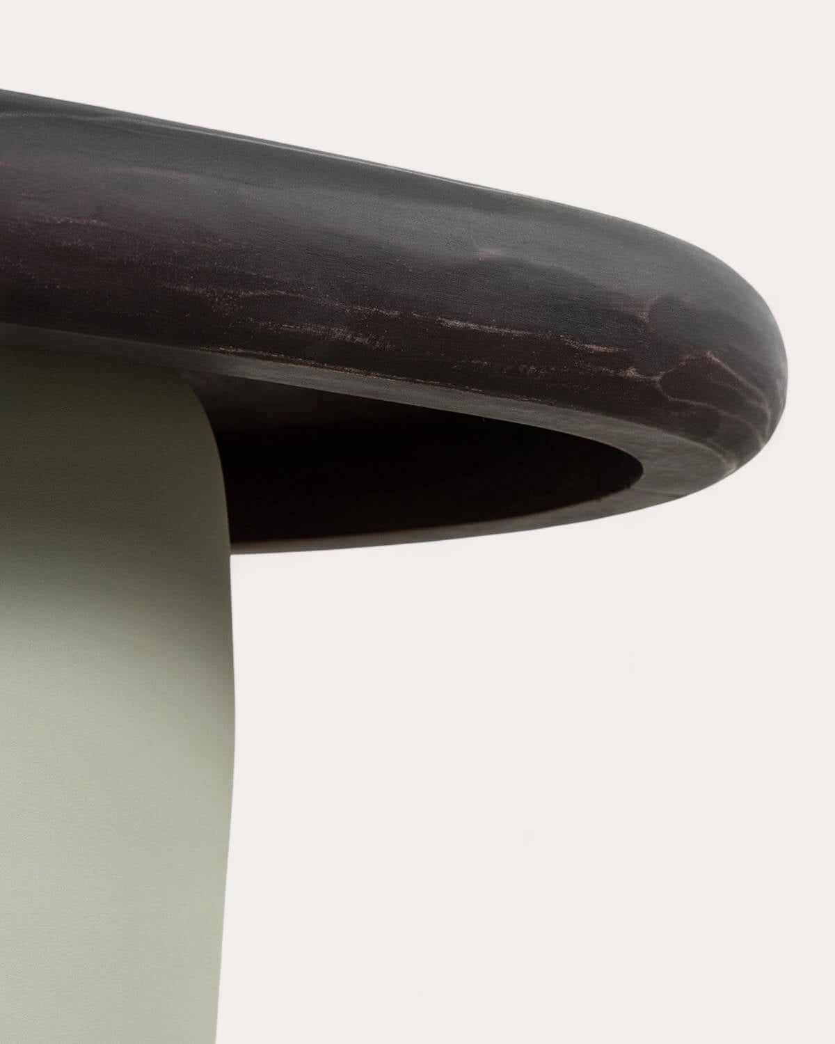 Oval side table 59x58 cm in acacia wood and metal Brezo