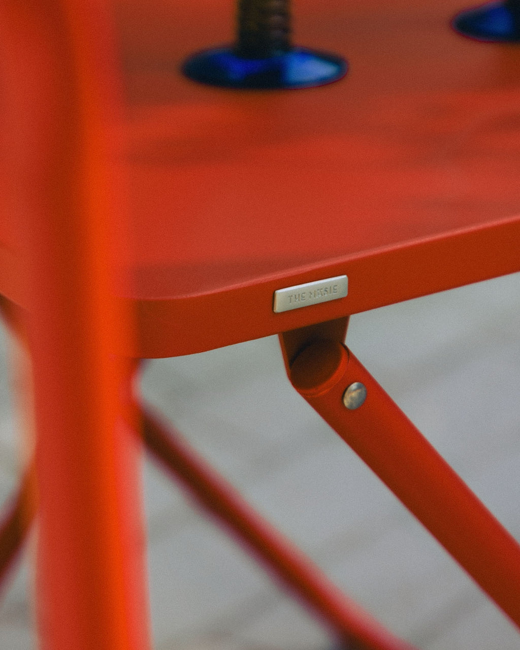 Bowye metal folding outdoor side table 50x50 cm