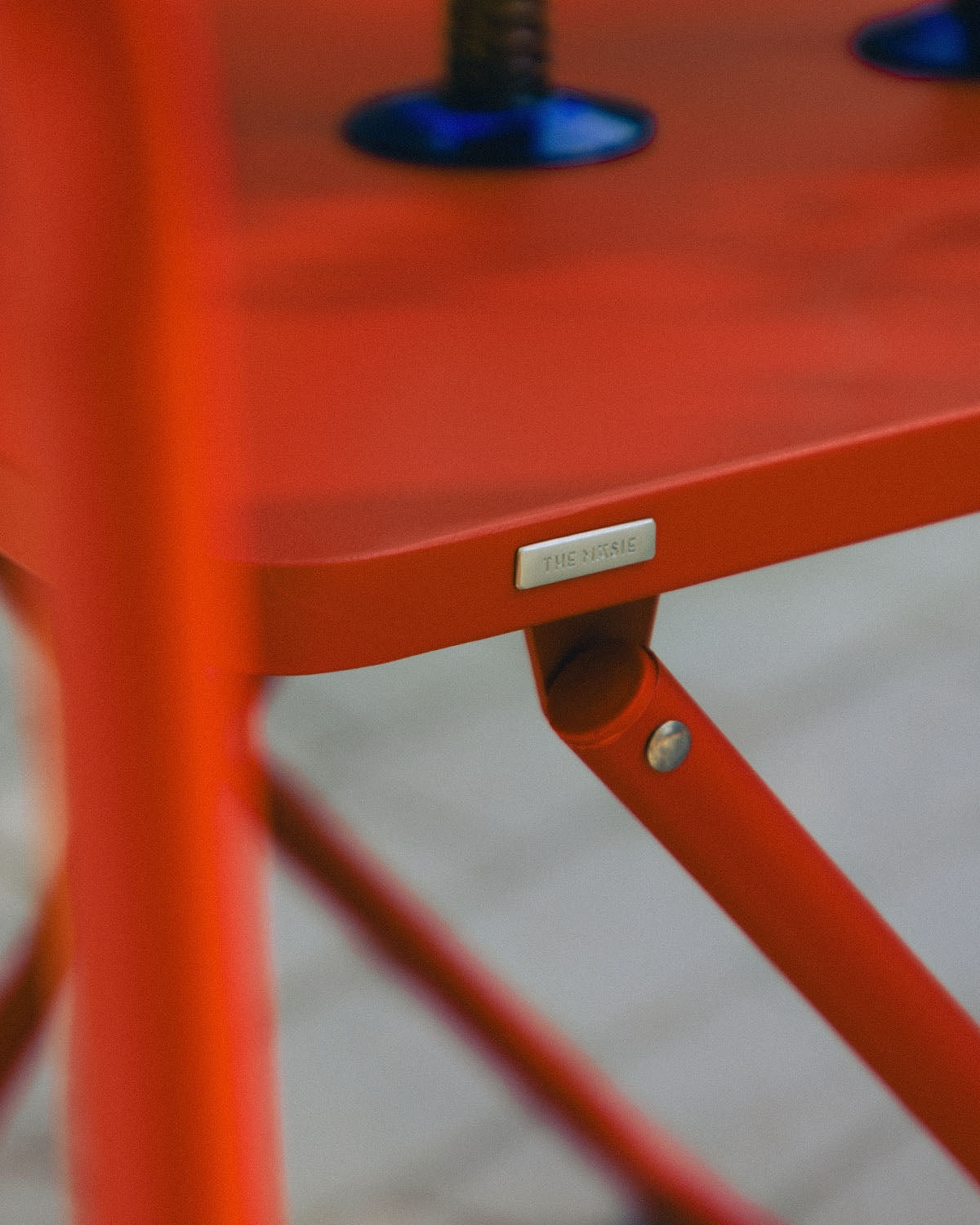 Bowye metal folding outdoor side table 50x50 cm