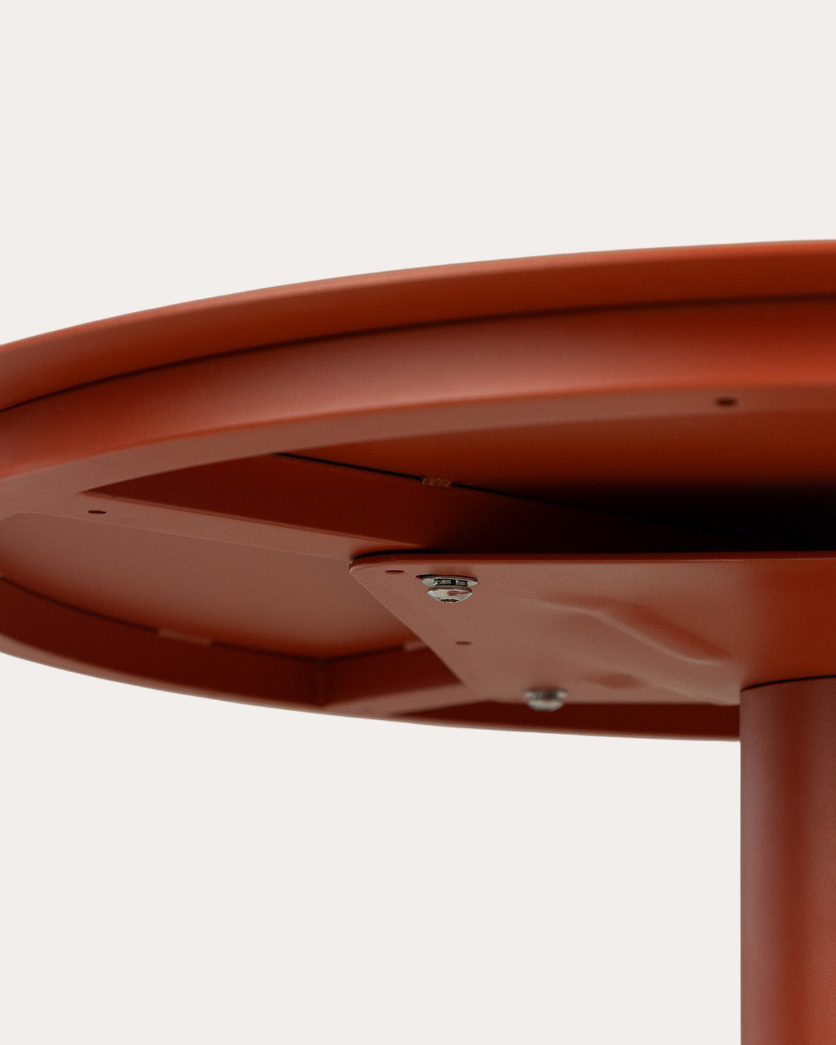 Banon round metal outdoor table Ø70 cm