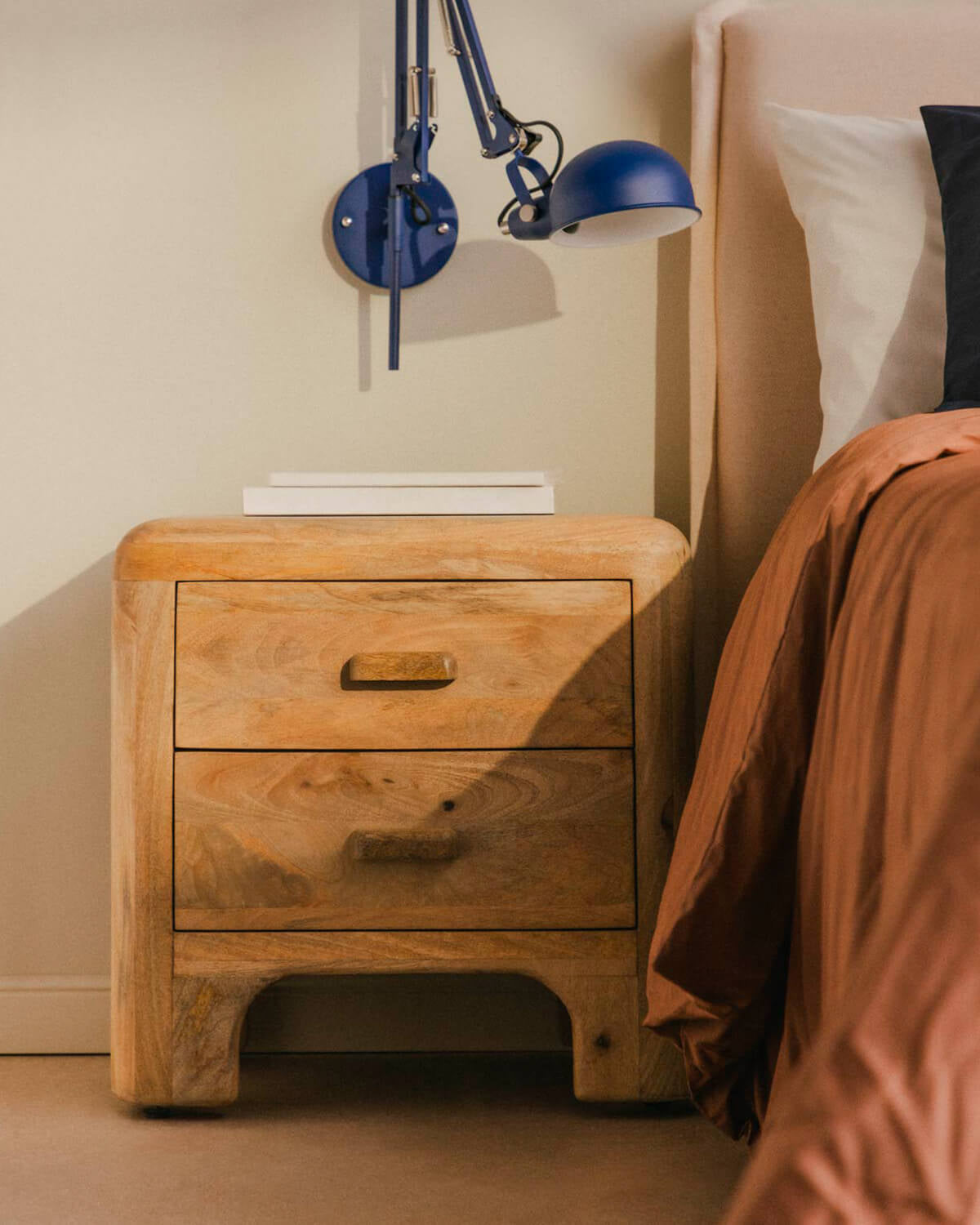 Rectangular bedside table 54.5x40 cm with 2 drawers in Reichel mango wood