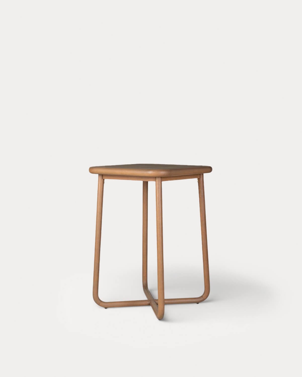 Square high table 70x70 cm in eucalyptus wood Edvard