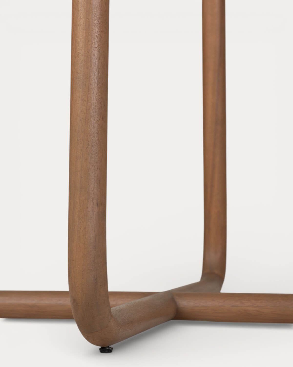 Square high table 70x70 cm in eucalyptus wood Elnes