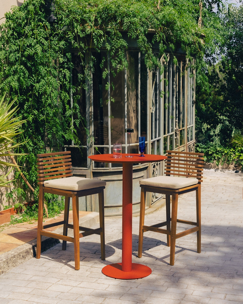 Round outdoor high table Ø70 cm in metal Banon