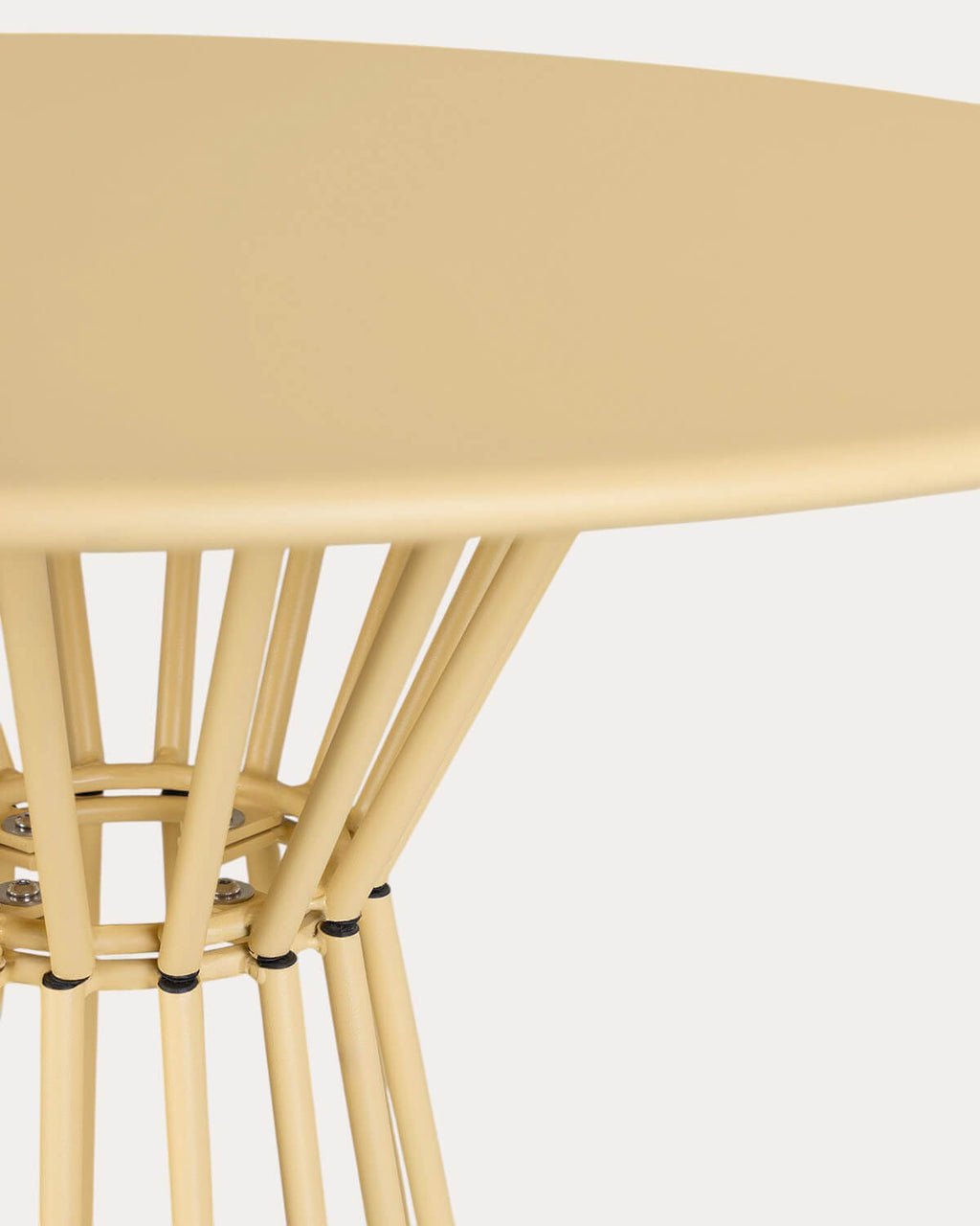 Round metal high table Ø70 cm Nouli