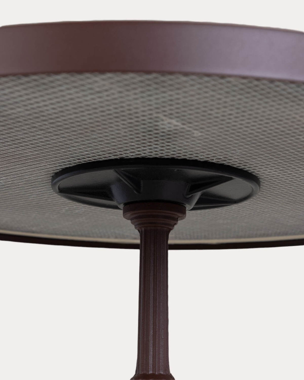 Round outdoor bistro table Ø60 cm in metal Yona