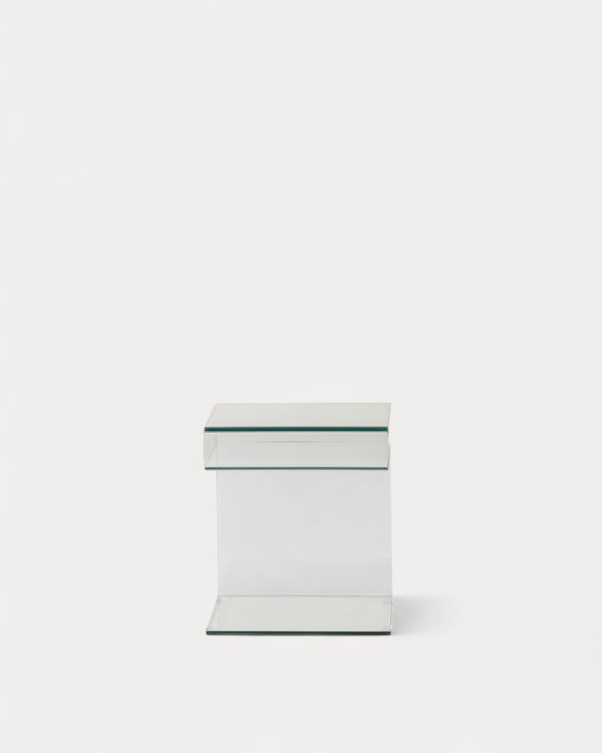 Square side table 42x38 cm in Erox glass
