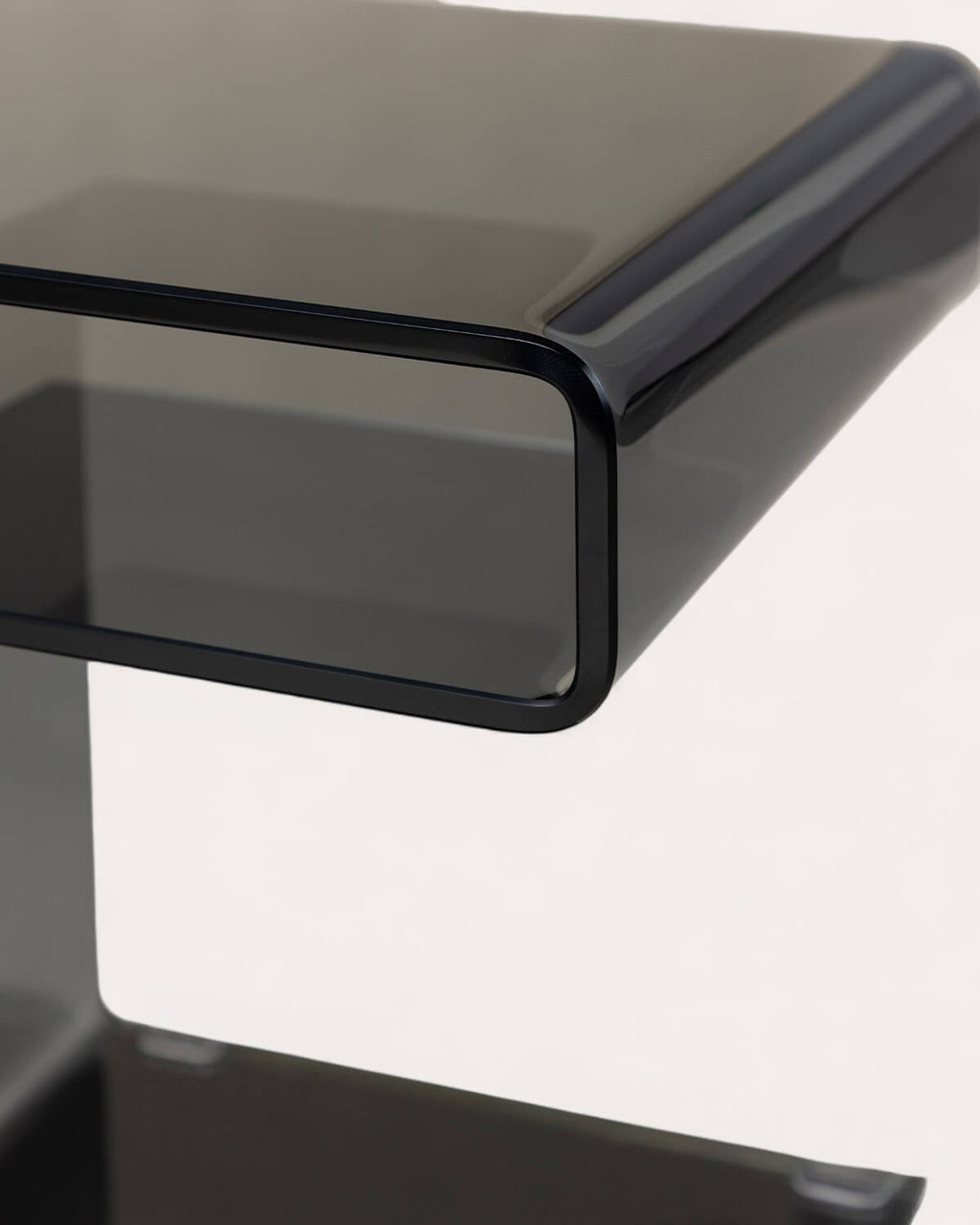 Square side table 42x38 cm in Erox glass