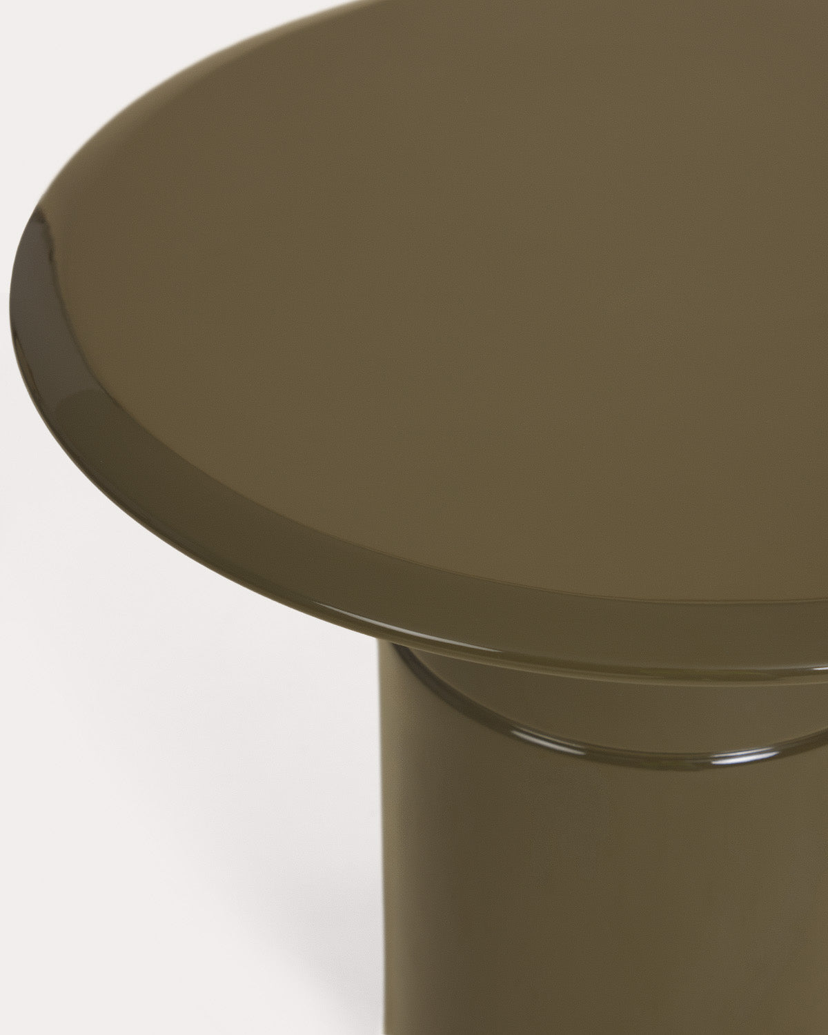 Round side table Ø60 cm in Nonila wood