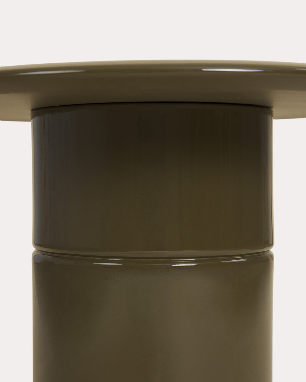 Round side table Ø60 cm in Nonila wood