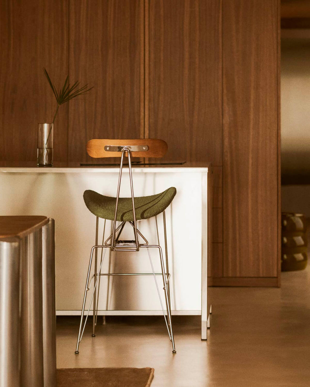 75 cm bar stool in fabric and wood Brunela