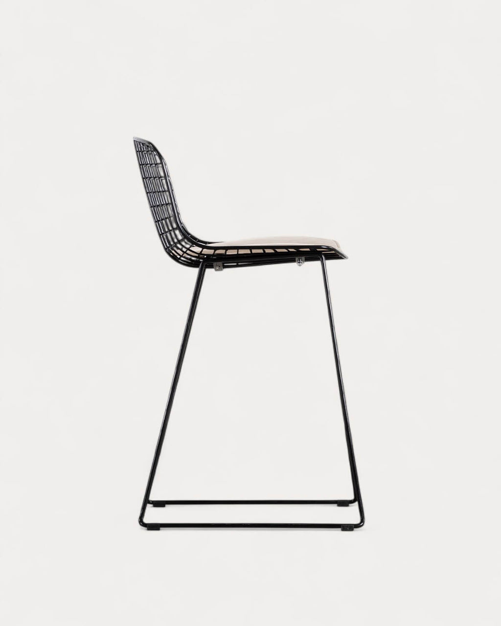 Aras Low Back Metal Bar Stool - Preto Obsidian