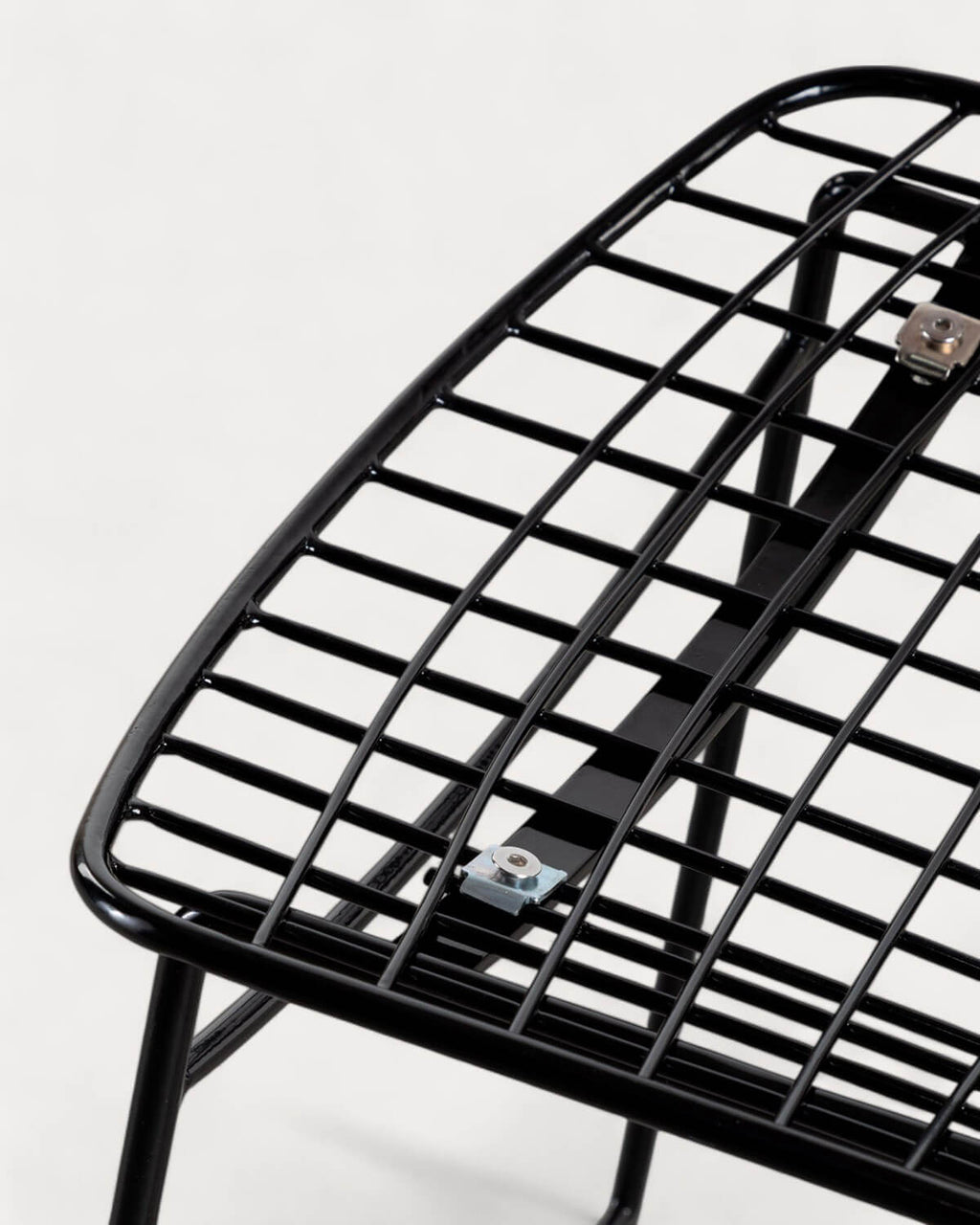 Aras Low Back Metal Bar Stool - Preto Obsidian