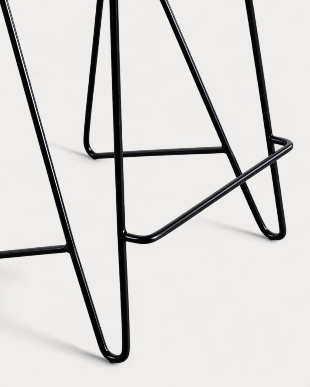 65 cm bar stool in polypropylene and steel Paris