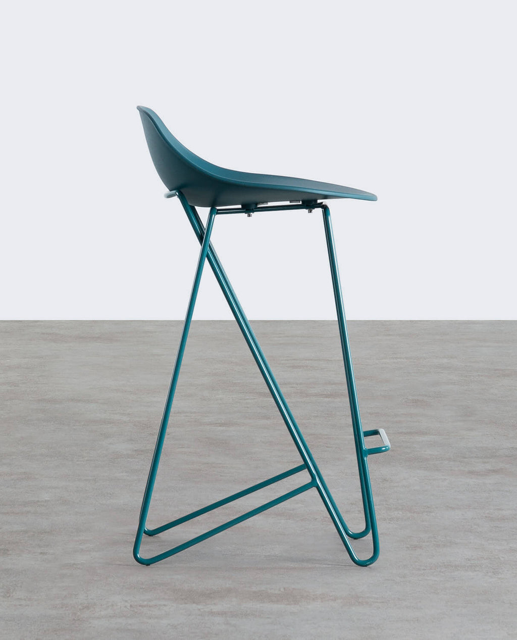65 cm bar stool in polypropylene and steel Paris