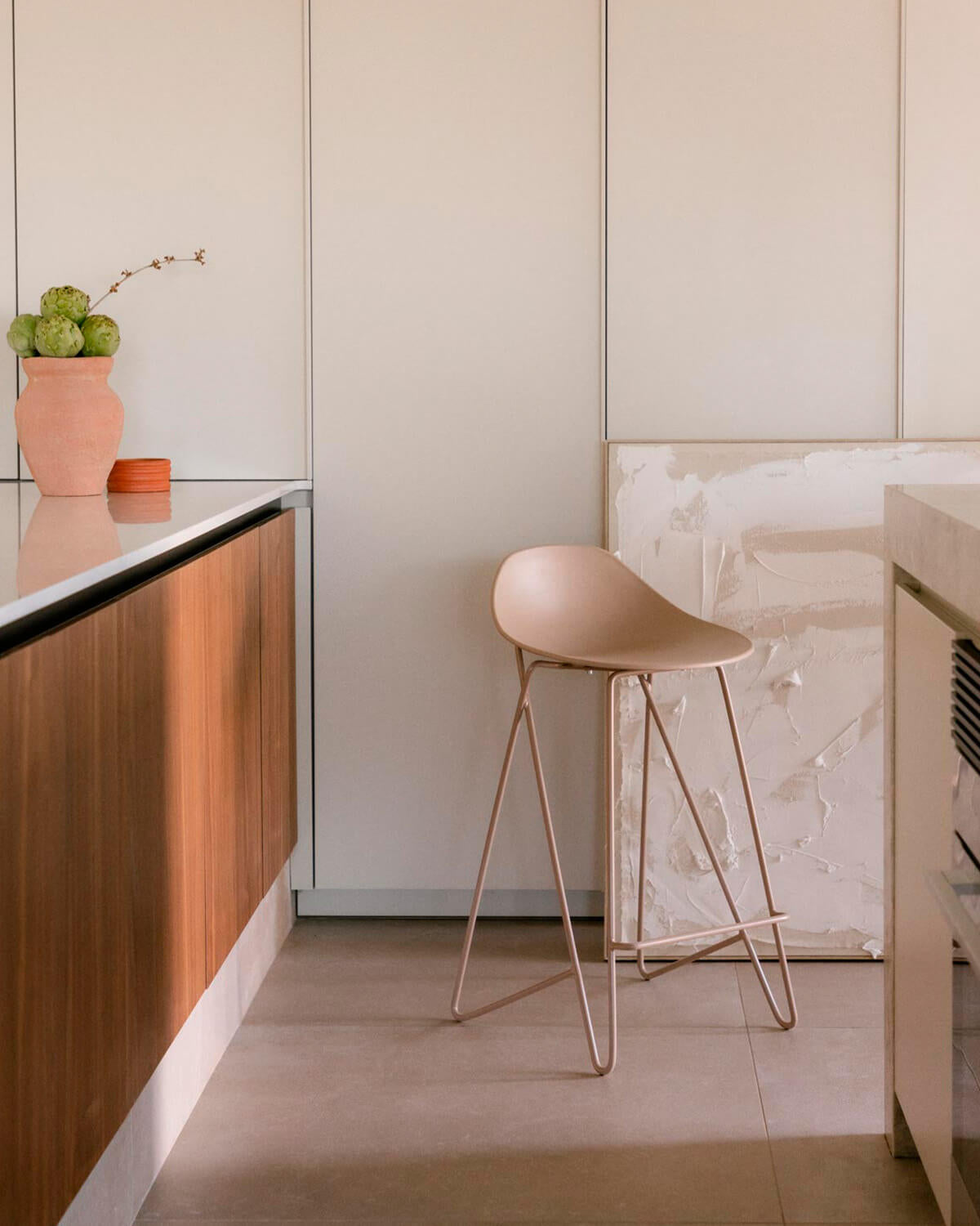 65 cm bar stool in polypropylene and steel Paris